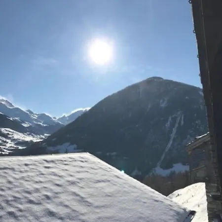 Le Biolley 2 Chalet *